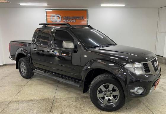 NISSAN FRONTIER 2.5 SV ATTACK 4X4 CD TURBO ELETRONIC DIESEL 4P AUTOMÁTICO